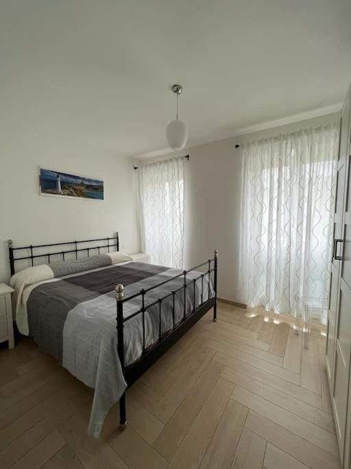 Ferienwohnung Appartato A 5 Minuti Dal Mare Imperia Exterior foto